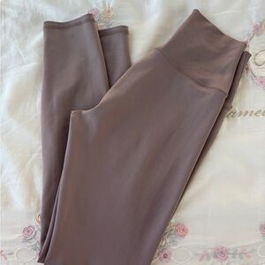 ALO Yoga High-Waisted Taupe Leggings